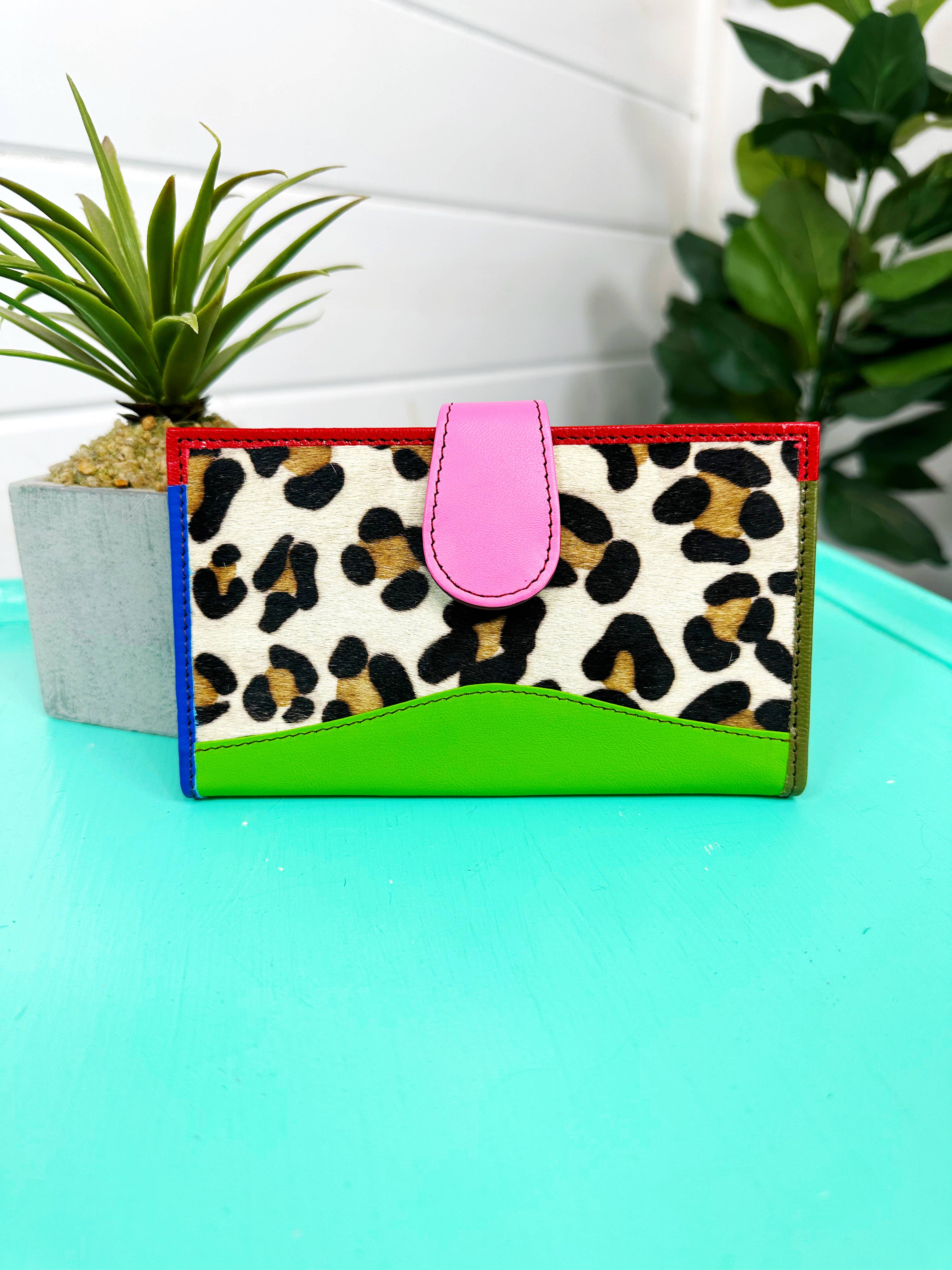 Mara Small Leather Wallet | Large Leopard Print