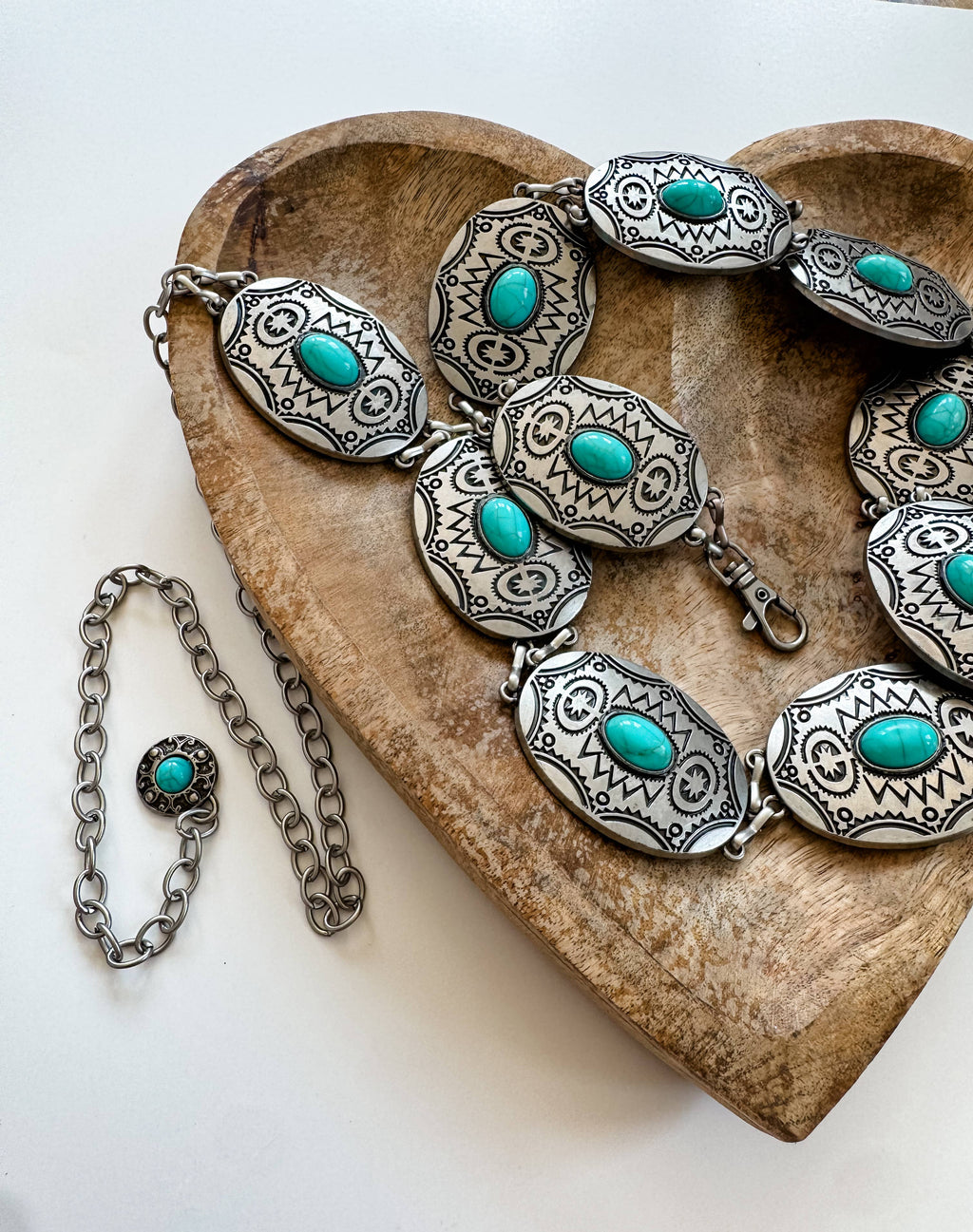 Western Concho Chain Belt – Vintage Silver Style